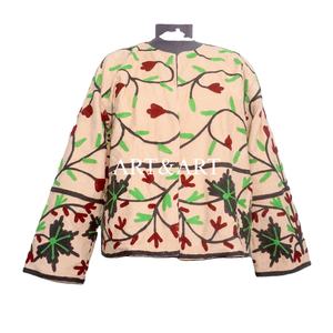 Veste courte d'hiver en coton matelassée respirante brodée à la main - Vin Boho Vintage Tribal Festival Coloré Vêtement d'extérieur - Product Image 1