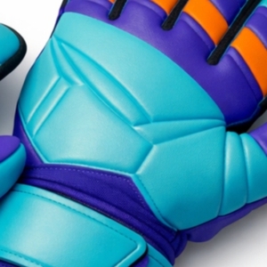 Gants de gardien de but de football avec une adhérence améliorée de la paume, résistance aux chocs et ajustement sûr du poignet - Product Image 5