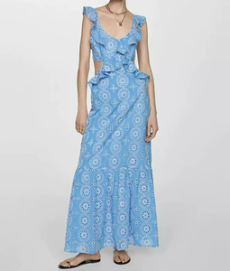 Nuevo Diseño, Vestido Maxi Personalizado con Escote Profundo en V, Espalda Descubierta, Volantes y Bordado para Mujer - Product Image 2