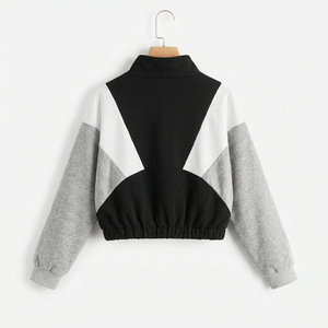 เสื้อฮู้ดดี้ผู้หญิงแบบสั้น ผ้าฝ้ายพรีเมียมเนื้อนุ่ม สวมใส่สบาย แขนยาว สไตล์ทันสมัย รับผลิตแบบ OEM ODM เสื้อผ้าสั่งทำจำนวนมาก - Product Image 2