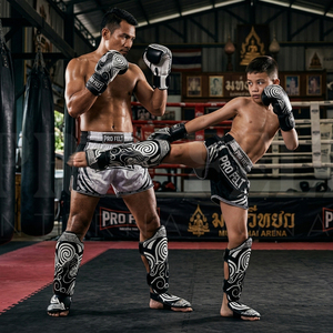 Protège-tibias de Muay Thai et de MMA imprimés sur toute la surface Compeption Stage Fighting pour l'entraînement et le sparring en arts martiaux - Product Image 2