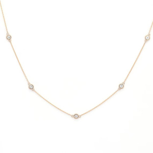 Collier ras-du-cou de luxe à cinq pierres serties clos, chaîne ajustable, bijou délicat en or massif 14K/18K avec diamant de laboratoire, idéal comme cadeau - Product Image 3
