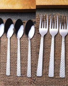 Elegante Juego de Cubiertos Metálicos para Cocina, Cuchara y Tenedor, Utensilios de Comedor Premium para una Presentación Elegante de la Mesa - Product Image 6