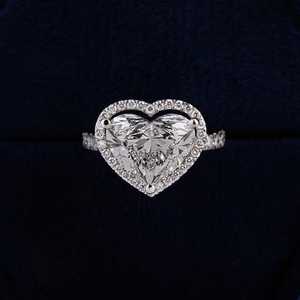 Anillo de Diamantes de Corte Corazón de 2 Quilates en Oro Blanco de 14K, Certificado IGI, Cultivado en Laboratorio, CVD, Color VS1 FG, Joyería Fina de Lujo para Mujer, Diseño Elegante - Product Image 1