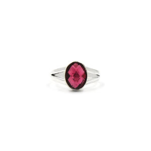 Anillo llamativo rosa fucsia hecho a mano – Anillo ovalado con piedra preciosa rosa, corte a cuadros, chapado en plata, acabado mate, estilo bohemio para mujer, latón - Product Image 3