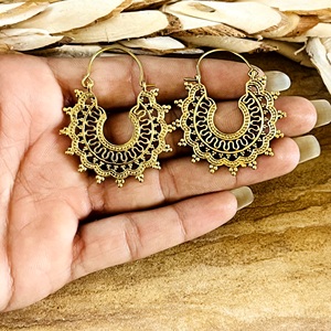 Pendientes Geométricos Tribales Favoritos del Mercado, Joyería Boho de Aro de Latón para Mujer, Acabado de Latón Antiguo, Estilo Étnico [Venta al por Mayor/OEM/ODM] - Product Image 2