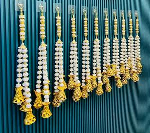 พวงมาลัยปอมปอมสีขาวและกระดิ่ง – งานแต่งงานแบบอินเดีย, ตกแต่งมันดาปและเวที, ฉากหลังดอกไม้สีขาว, ตกแต่งพูจาและดิวาลี - Product Image 3