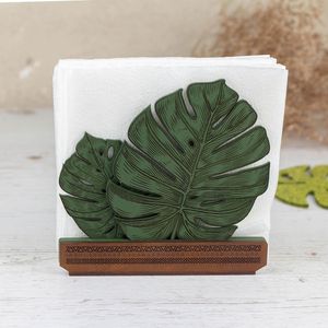 Porta Servilletas de Madera Ecológico en Color Verde Salvia con Diseño de Hoja de Monstera para Fiestas - Product Image 3