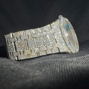 Reloj de Hombre de Alta Calidad con Bisel de Cristal de Cuarzo y Acero Inoxidable Cuadrado de 41 mm, Mejor Precio en Reino Unido y Estados Unidos - Product Image 1