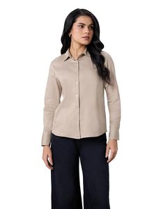 Chemise boutonnée classique en popeline de coton beige pour femme, manches longues, col rabattu, tenue de bureau - Product Image 1