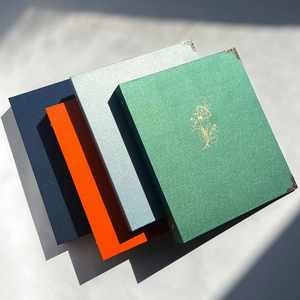 Metal Three-Hole Binder With a Gold-Embossed Inner <b>Pocket</b> for Paper-Based Office Files - Product Image 1