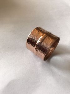 Anillo de Cobre Forjado a Mano con Artesanía Distintiva y Diseño Atractivo para Amantes de la Joyería de Moda - Product Image 5