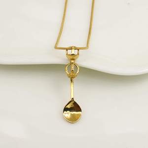 Pendentif cuillère plaqué or, thème alimentaire, collier mignon en alliage, bijoux de mode unisexe - Product Image 4