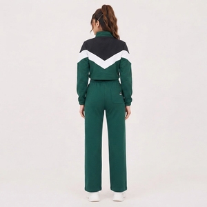 Survêtement pour femme, vêtements de performance confortables, veste de sport à fermeture éclair intégrale et pantalon assorti, conçu pour les voyages et les entraînements - Product Image 5