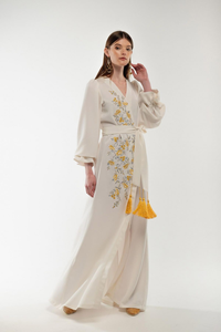 Robe longue en coton champagne pour femme, broderie florale, col en V, manches longues, taille nouée, fente, style bohème - Product Image 4