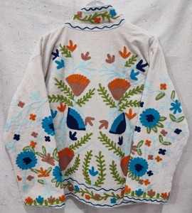 Women's Velvet Embroidered Floral <b>Mandarin</b> <b>Collar</b> <b>Jacket</b> Full Sleeve Autumn Hand Embroidery Design Coat - Product Image 3