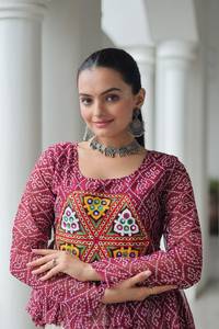 Navratri Special <b>Indian</b> Pakistani Traditional Ethnic Wear Bandhani Print Kutchi Gamthi Patchwork Work <b>Top</b> Party Wedding Festive - Product Image 5