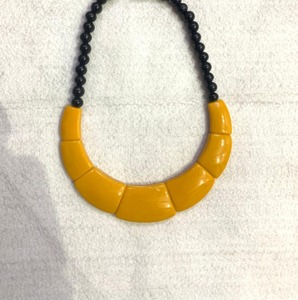 สร้อยคอเรซิ่นสุดหรู คุณภาพดีที่สุด ดีไซน์ล่าสุดสำหรับผู้หญิง - Product Image 4