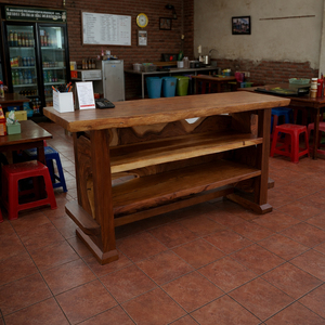 Mesa de Bar Moderna y Artística de Madera Maciza de Suar de Lujo para Uso en Cocina, Muebles Comerciales Niwara Bisoepo - Product Image 5