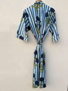 Bata Kimono Estampada 100% Algodón para Mujer |   Bata de Estar por Casa Ligera con Estampado Floral |   Kimono de Verano Transpirable con Logotipo Frontal - Product Image 3