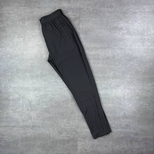 Conjunto de Chándal Cortavientos de Nylon y Poliéster para Hombre, Impresión Personalizada 2026, con Cremallera, Dos Piezas, Ropa Deportiva de Invierno con Logotipo, Venta al por Mayor OEM - Product Image 5