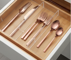 Ensemble de couverts plaqués or rose, cuillères, fourchettes, couteaux, couverts en métal, design moderne, résistant à la rouille, essentiels pour les dîners de mariage - Product Image 6