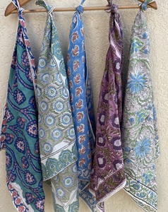 Bandanas indiens imprimés à la main en coton, foulards bohèmes, foulards floraux pour cheveux, accessoires légers d'été, bandeaux pour cheveux, foulards pour le cou - Product Image 2