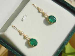 Pendientes de Aro Clásicos de Plata de Ley 925 Chapados en Oro de 14K con Piedra de Nacimiento de Mayo, Joyería Elegante, Regalo para Mujer - Product Image 2