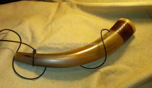 Corne de boeuf médiévale Corne de guerre viking fabriquée à la main avec un accent d'agate Un son émouvant de l'histoire - Product Image 6