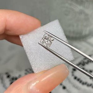 Pierre précieuse de laboratoire de qualité supérieure, taille Princesse, 3.00-3.10 carats, Couleur D, Clarté VVS2 VS1, Certifiée IGI, Modèle RI-351, pour la fabrication de bijoux, beauté rare - Product Image 5