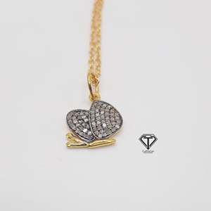 Colgante con Número de Ópalo en Plata de Ley 925 con Acento de Mariposa con Diamantes Pavé - Product Image 3