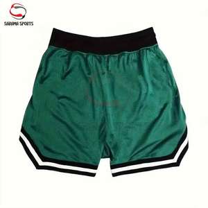Shorts de sport vintage personnalisés avec logo pour homme – Double couche en maille pour le basketball et le streetwear - Product Image 3