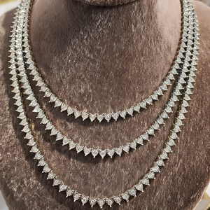 Listo para enviar, regalo personalizado, diseño de tenis de ilusión de corazón de Hip Hop con VVS Clarity, collar de moissanita de diamante redondo de 3MM DE LA India - Product Image 3