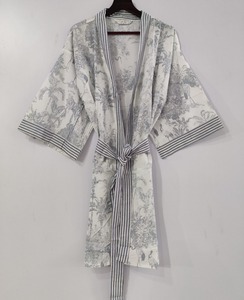 Robe de chambre kimono longue en coton à col en V avec ceinture, respirante, pour la nuit ou comme paréo de plage - Product Image 1