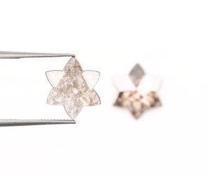 เพชรแล็บทรงเกลือพริกไทย 3.0 กะรัต รุ่นใหม่ สำหรับผู้ขายรายใหม่ เพชรแล็บเจาะด้วยเลเซอร์ เพชรแล็บทรงเกลือพริกไทยแบบสั่งทำพิเศษ - Product Image 1