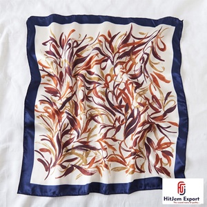 Écharpe à impression numérique personnalisée, tissu léger, marque privée, qualité supérieure, fabricant textile OEM ODM, tissu personnalisé Bali - Product Image 5