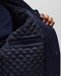 Vestes universitaires pour hommes en toile longue de qualité supérieure OEM, 100 % laine, taille personnalisée, logo frontal, vente en gros, tendance hiver - Product Image 3