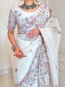 Sari Gold Crush con Bordado de Vacas y Flores – Trabajo de Hilo Multicolor con Borde Calado - Product Image 2