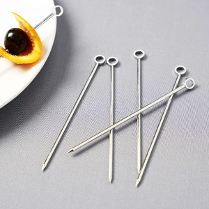 Juego de 6 Palillos de Cóctel de Acero Inoxidable Viski para Martini, Palillos para Cerezas, Aceitunas, Limas, Naranjas - Product Image 1