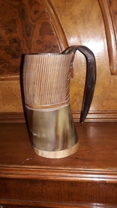 Jarra de Cuerno para Beber, Hecha a Mano al 100%, Jarra Medieval con Asa para Cerveza, Hidromiel, Zara Enterprises, Clásica, Personalizable para Bodas - Product Image 4