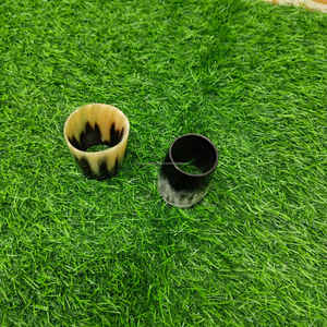 Porte-serviettes en corne de bœuf artisanal de qualité supérieure, accessoire de table de luxe à prix avantageux - Product Image 3