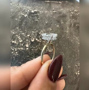 Anillo de Diamante Ovalado de 3 Quilates Cultivado en Laboratorio, en Oro de 9K, 14K o 18K, para Mujer, Regalo de Lujo Perfecto para Compromiso, Boda o Aniversario - Product Image 3