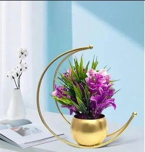 Florero Metálico con Diseño de Luna y Acabado Dorado, Florero Decorativo Moderno para Sala de Estar, Dormitorio, Oficina, Decoración de Mesa - Product Image 6