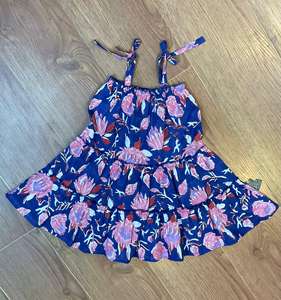 ชุดเดรสผ้าฝ้ายลินินสำหรับเด็กผู้หญิง |   ชุดเด็กใส่สบายสำหรับฤดูร้อน สไตล์ลำลอง เหมาะสำหรับวันเล่นชายหาด ผลิตในอินเดีย - Product Image 2