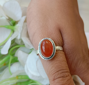 Anillo de Cornalina, Plata de Ley 925, Anillo con Piedra Preciosa Naranja, Joyería Hecha a Mano, Regalo para Mujer - Product Image 4
