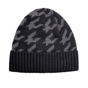 Bonnet Tendance en Maille Douce Jacquard pour l'Hiver – Confort Optimal au Quotidien et en Extérieur - Product Image 3