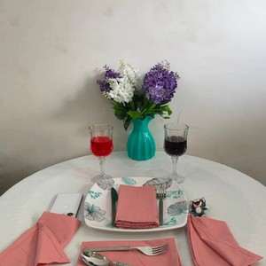 Ensemble de 10 serviettes en coton de luxe faites à la main, imprimées, carrées, couleur rose poudré, pour la décoration de table, usage domestique, lavables en machine - Product Image 1