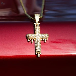 Colgante Cruzado con Piedras de Moissanita, Amuleto Religioso Cristiano, Colgante Hip Hop, Colgante Iced Out para Rapper - Product Image 3