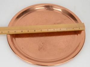 Assiette de présentation en cuivre pur au design classique, assiette de présentation en métal embossé, assiette décorative pour dîner, assiette de présentation pour table de mariage - Product Image 4