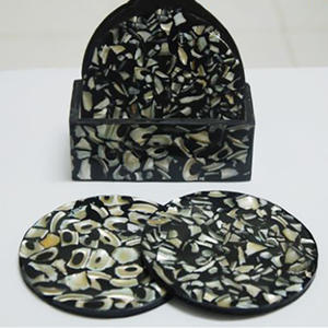 Posavasos de mosaico con incrustaciones artísticas de conchas, artículos de vidrio y motivos de mosaico para posavasos. - Product Image 1